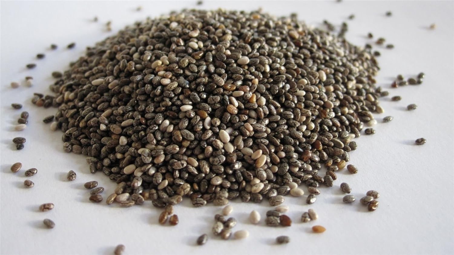Premium Natural Chia Seeds 500g | Whole Black Seeds | Freshly Cleaned & Packed
