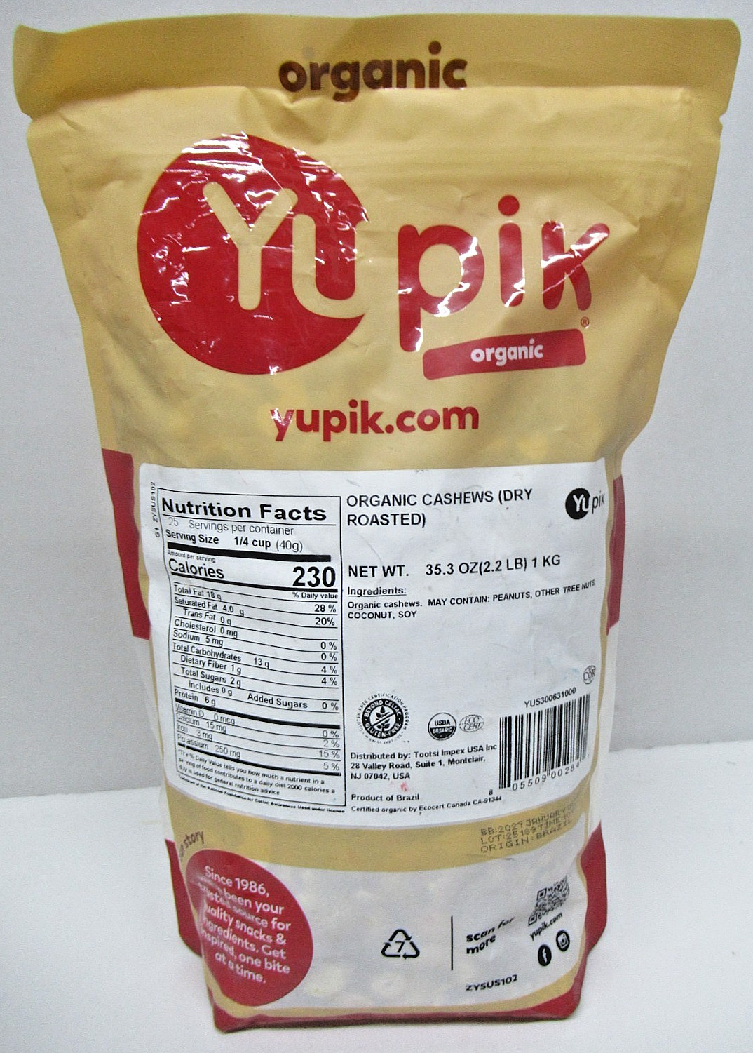 Yupik Nuts Roasted Salted Whole Cashews 2.2 lb