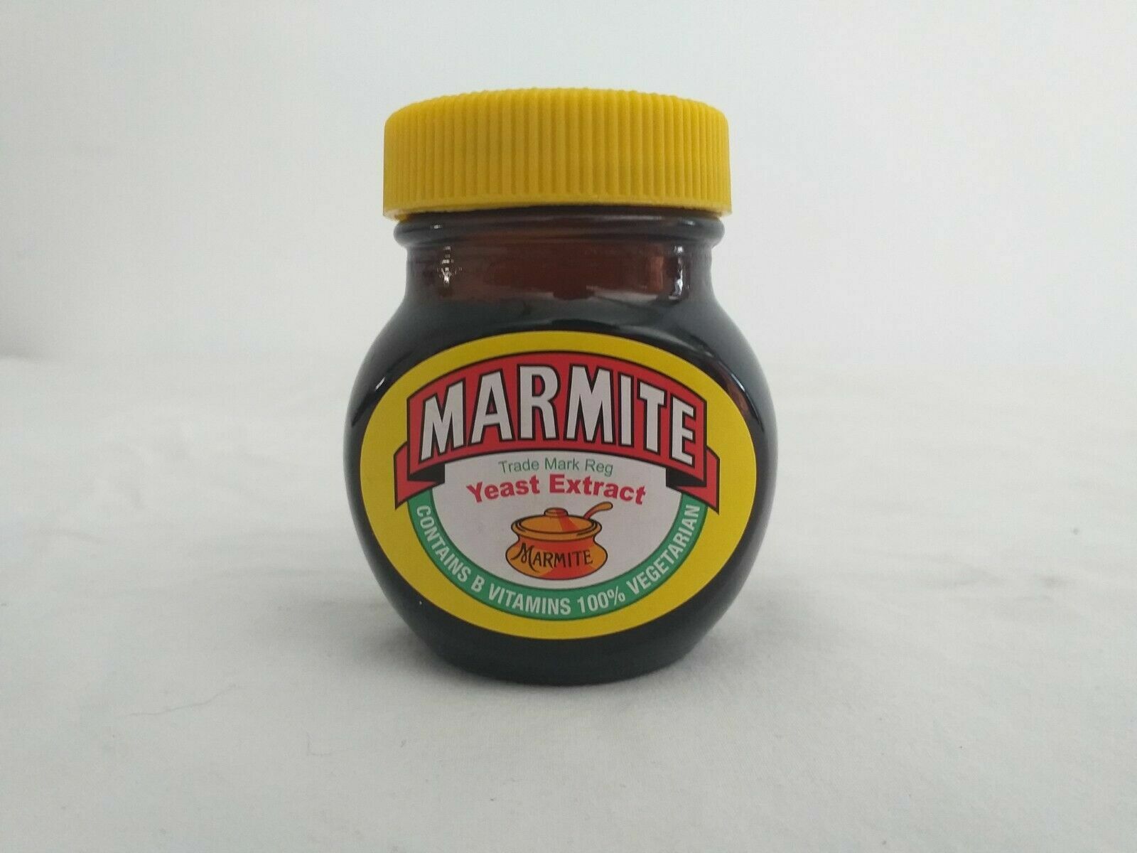 MARMITE YEAST EXTRACT spread 100% vegetarian multi-vitamin variety-105g