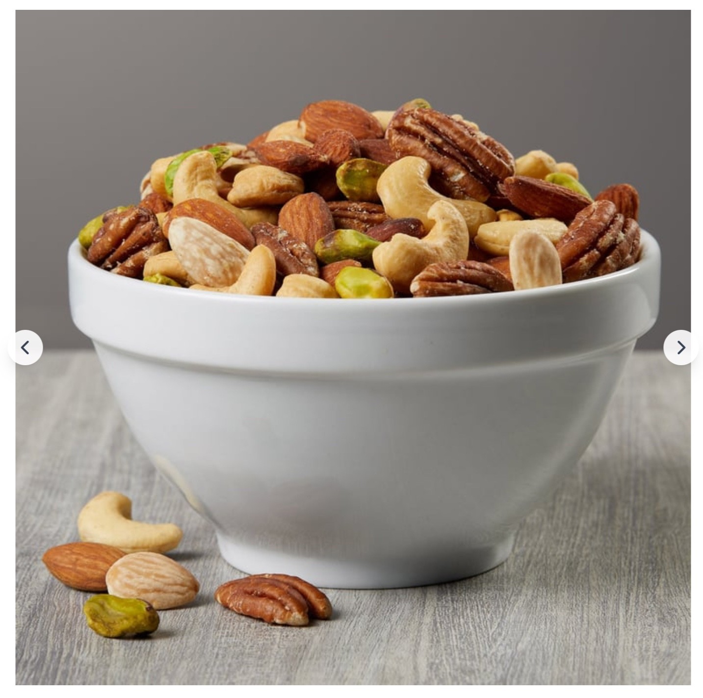 Kirkland Signature Extra Fancy Unsalted Mixed Nuts 40 Oz (2.5 Lb) EXP 02/2027