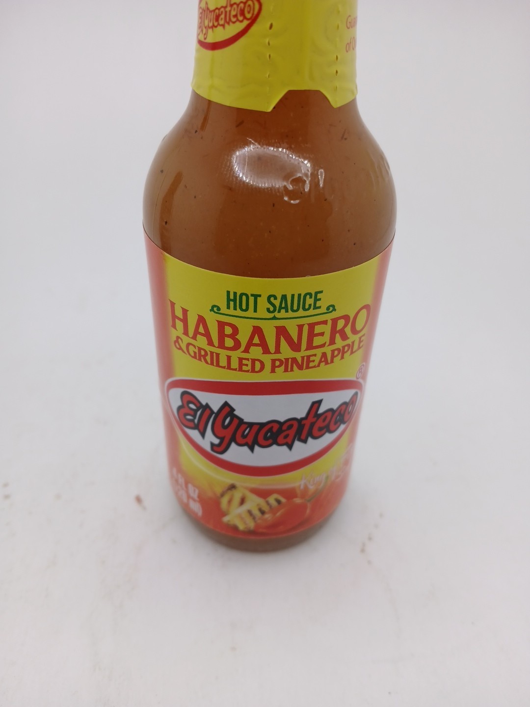 (Bundle) El Yucateco Black Label Reserve & Habanero and Pineappl Hot Sauce 4 oz