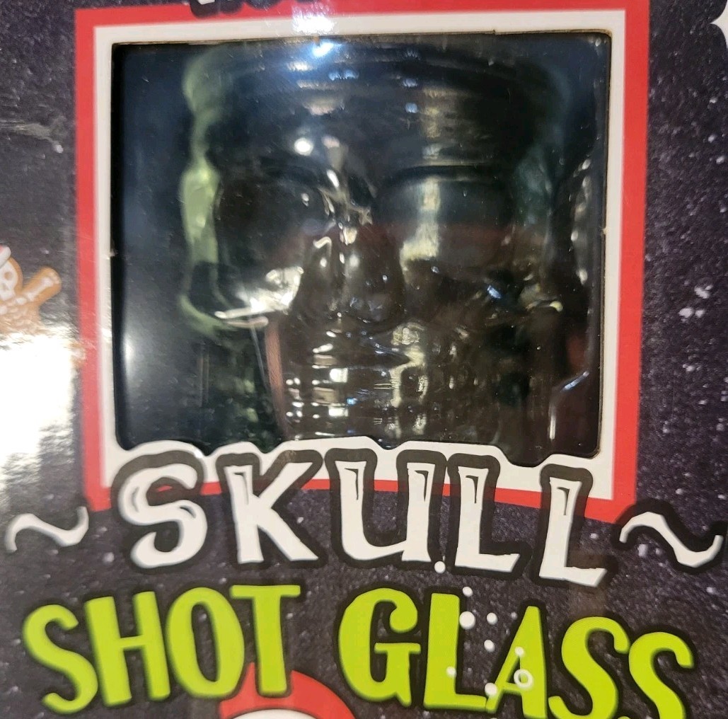Tequila Hot Shot Skull Shot Glass & Tequila Flavored 3oz Cayenne Hot Sauce NEW