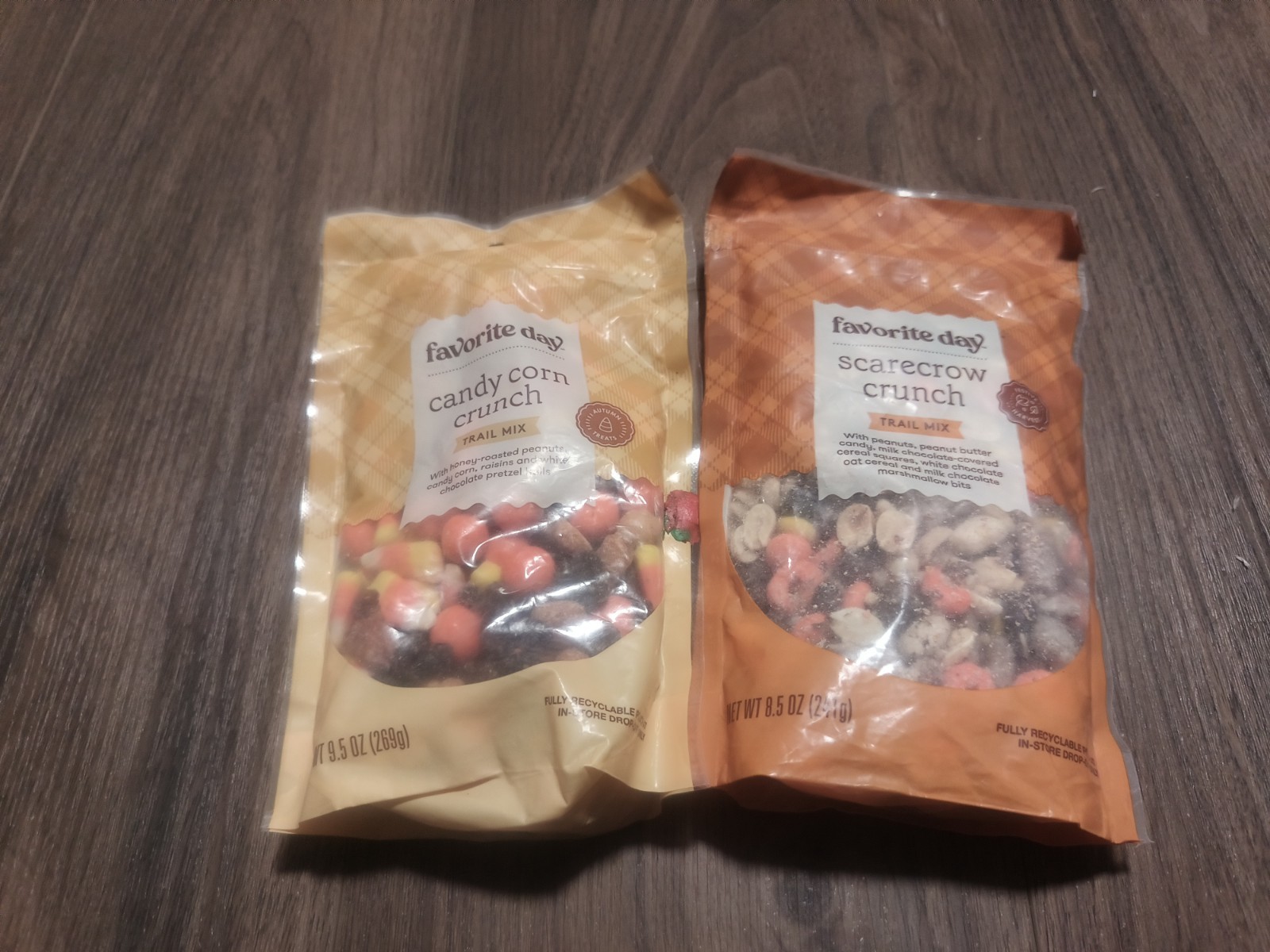 Qty 4- Favorite Day Candy Corn Crunch Trail Mix 9.5 oz. Bags Exp 2026