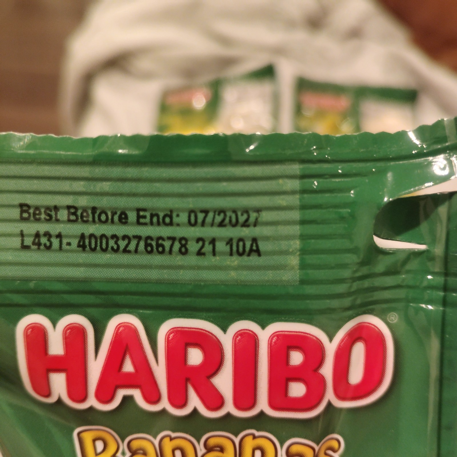 Haribold Banana Crunchy Outside Soft Inside 4 Bags 4oz Each Bag