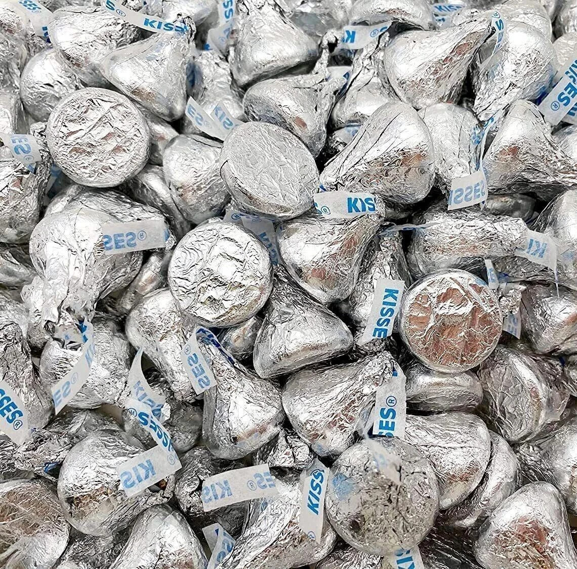Hershey’s Kisses Milk Chocolate Silver Foil, Bulk Fresh Holiday Candy (2 Pounds)