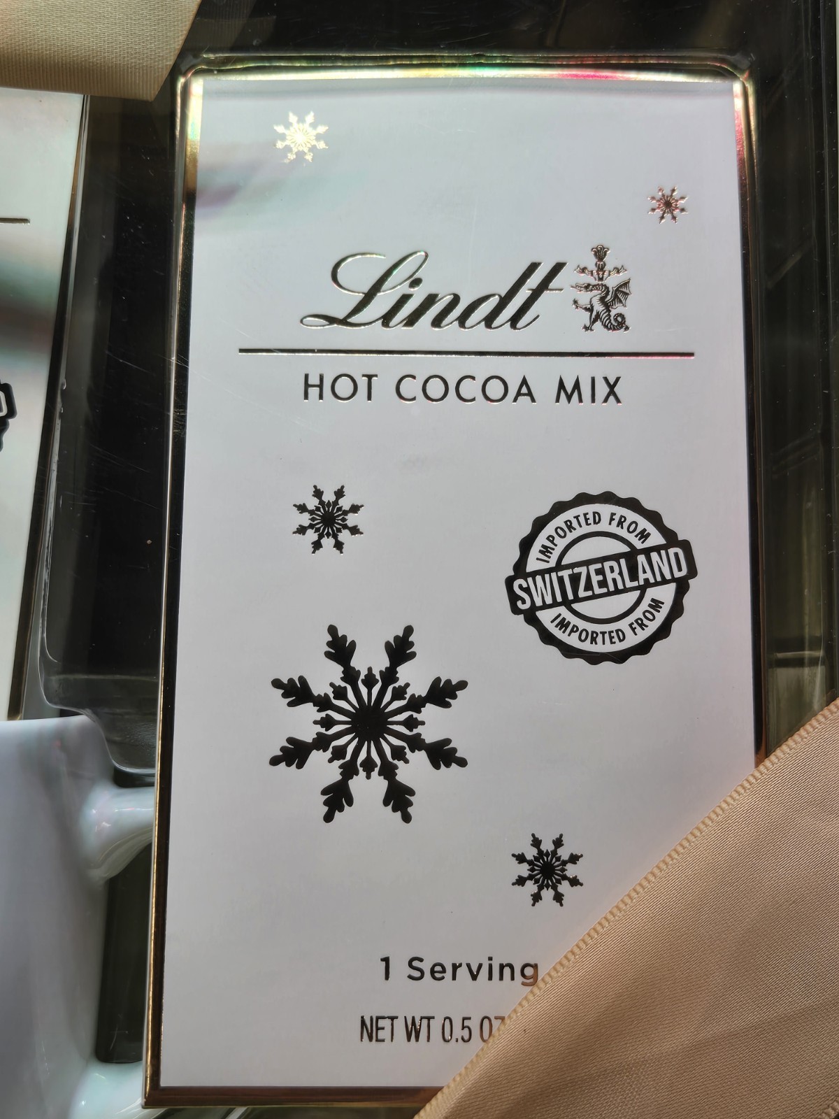 Lindt Hot Chocolate Cocoa Gift Set Box with Snowflake Mug Cup Gourmet