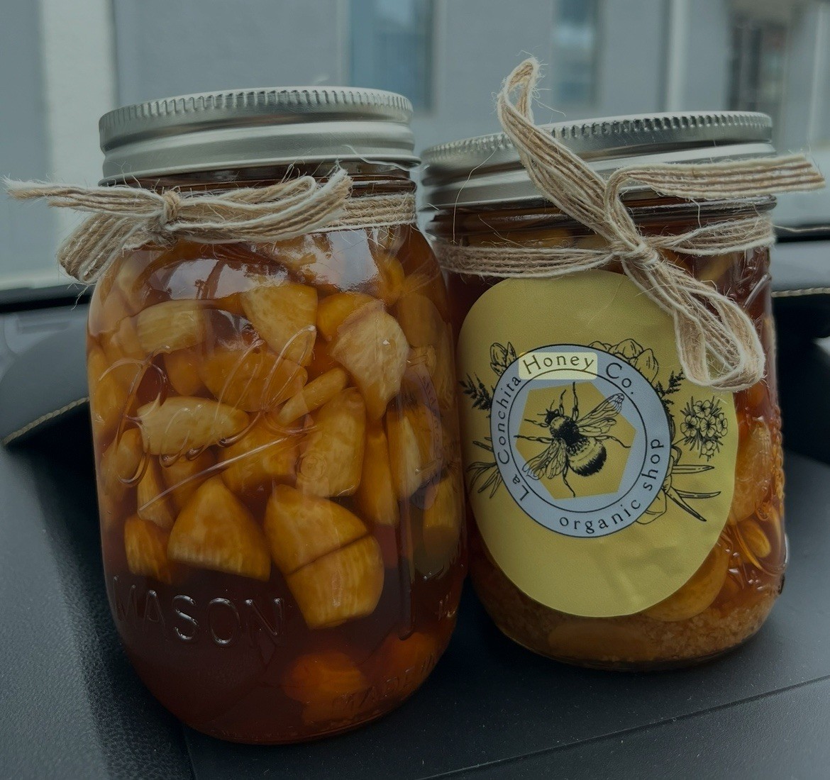 Organic Fermented Garlic In Raw Honey – Glass Jar Pint 1.5 Lbs
