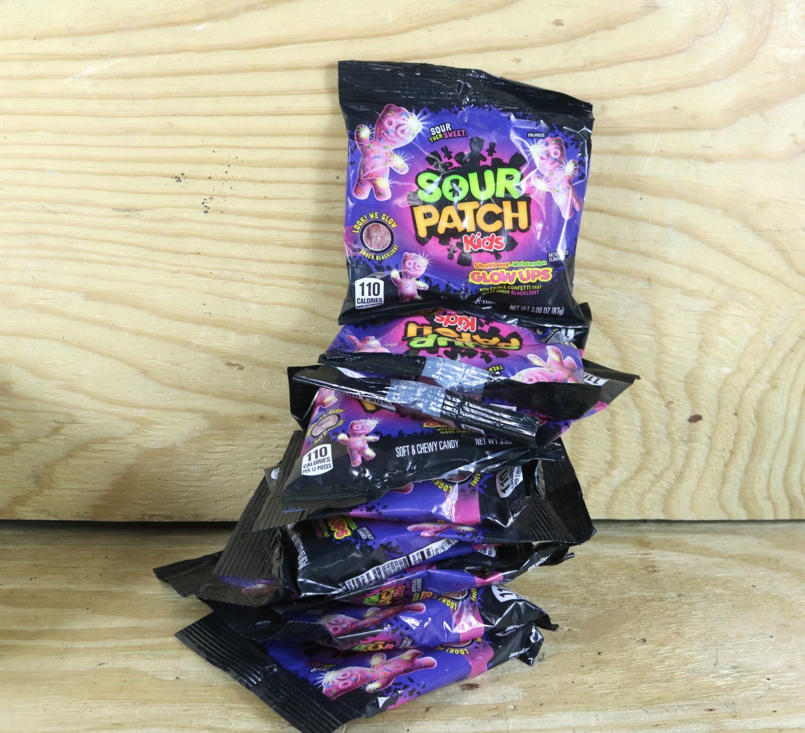 Sour Patch Kids Bulk 12 Strawberry Watermelon Glow Ups Limited Edition New