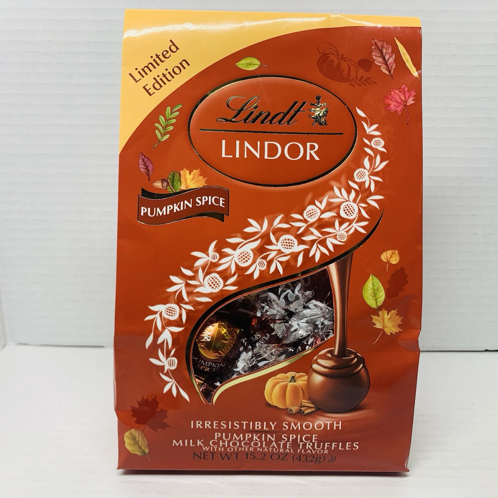 XL Bag 15.2 oz Lindt Lindor PUMPKIN SPICE Milk Chocolate Truffle Candy