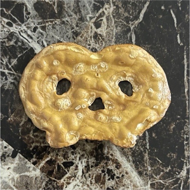 💀 SCARY, SCARY, SCARY SKULL SHAPED PRETZEL, ONE OF A KIND 💀