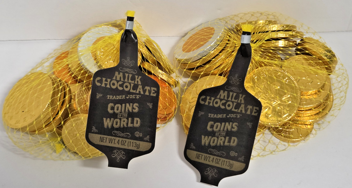 Trader Joe’s Milk Chocolate Coins of the World 4oz 113g (2 Bags)