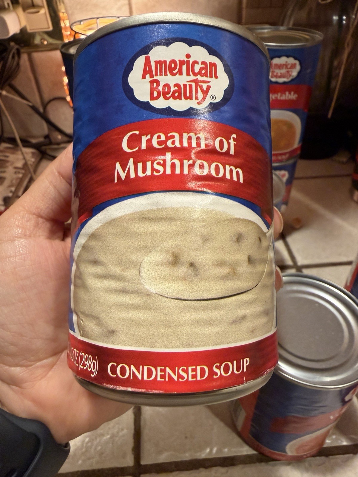 LOT OF 8 American Beauty Condensed Soup (6 x Vegetable; 2 x Cream of Mushroom)
