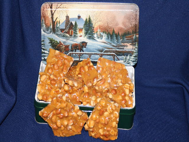 Holiday Farms Peanut or Pecan Brittle