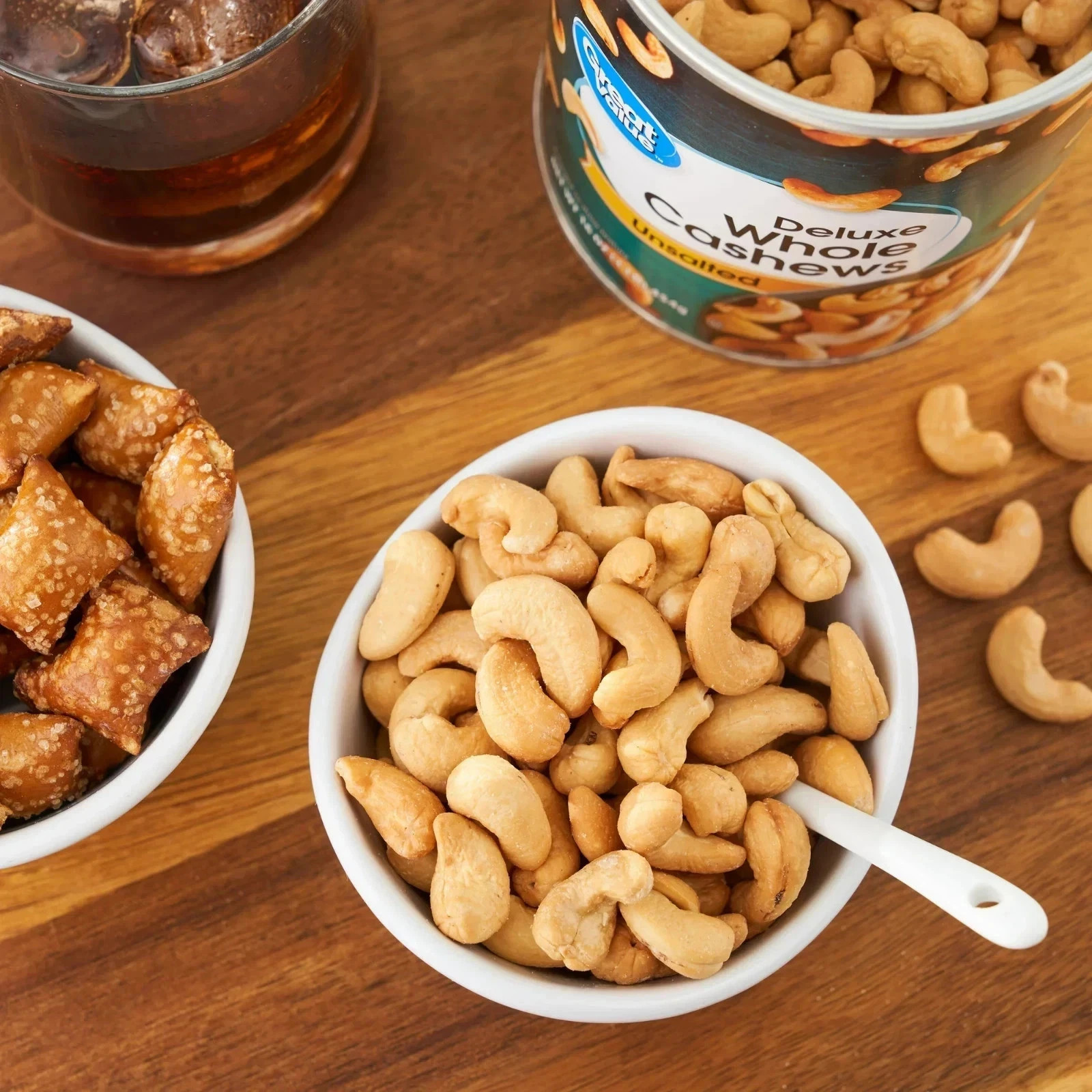 Great Value Deluxe Whole Cashews, Unsalted, 16 oz