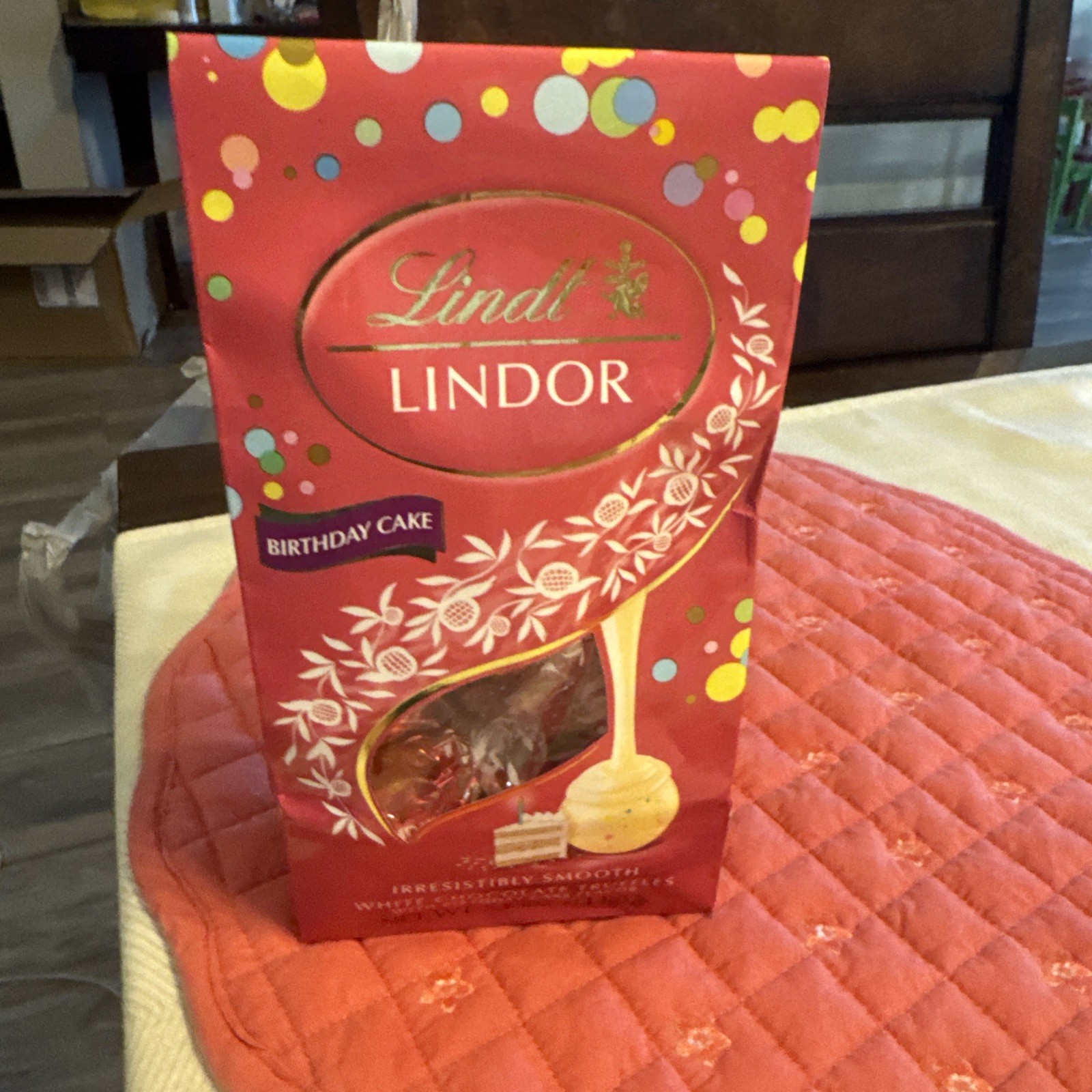 Lindt Lindor Birthday Cake White Chocolate Truffles, 5.1 oz