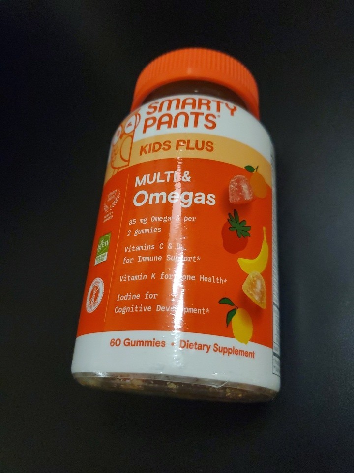 SMARTY – PANTS -KIDS PLUS .Multi & Omegas – x 60 Gummies-Dietary Suupplement