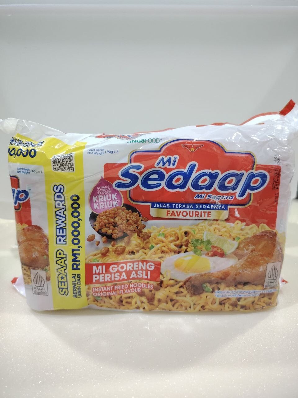 MI SEDAAP BRAND Instant noodles original flavor 90g x 5