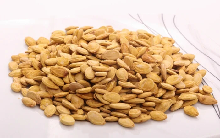 Egyptian Small Melon Super Seeds Roasted & Salted Egypt ( 2000gm )لب اسمر سوبر