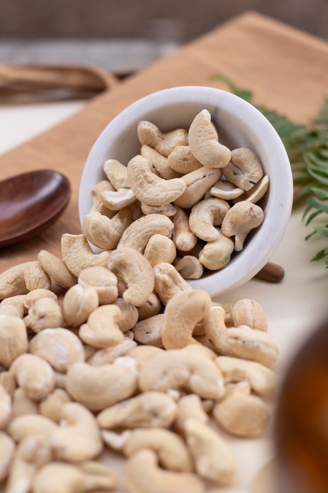 RAW ORGANIC CASHEW HALVES & PIECES -5 LB by beyond (Organic, Non-GMO, Fairtrade,