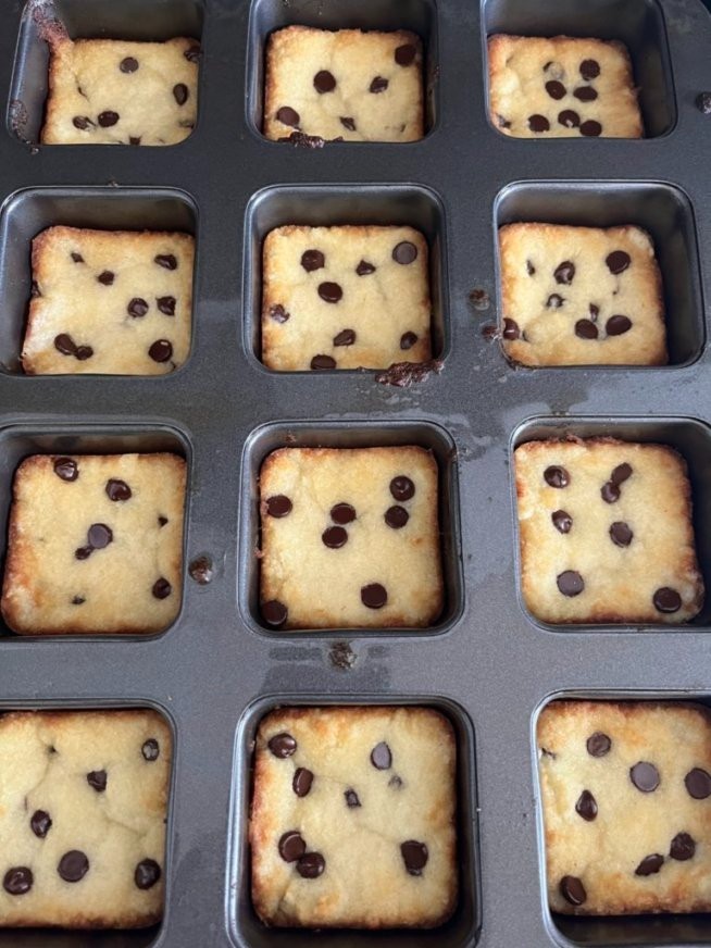 Keto Chocolate Chip Bars **Very Low Carb** *Diabetic Friendly* Gluten Free