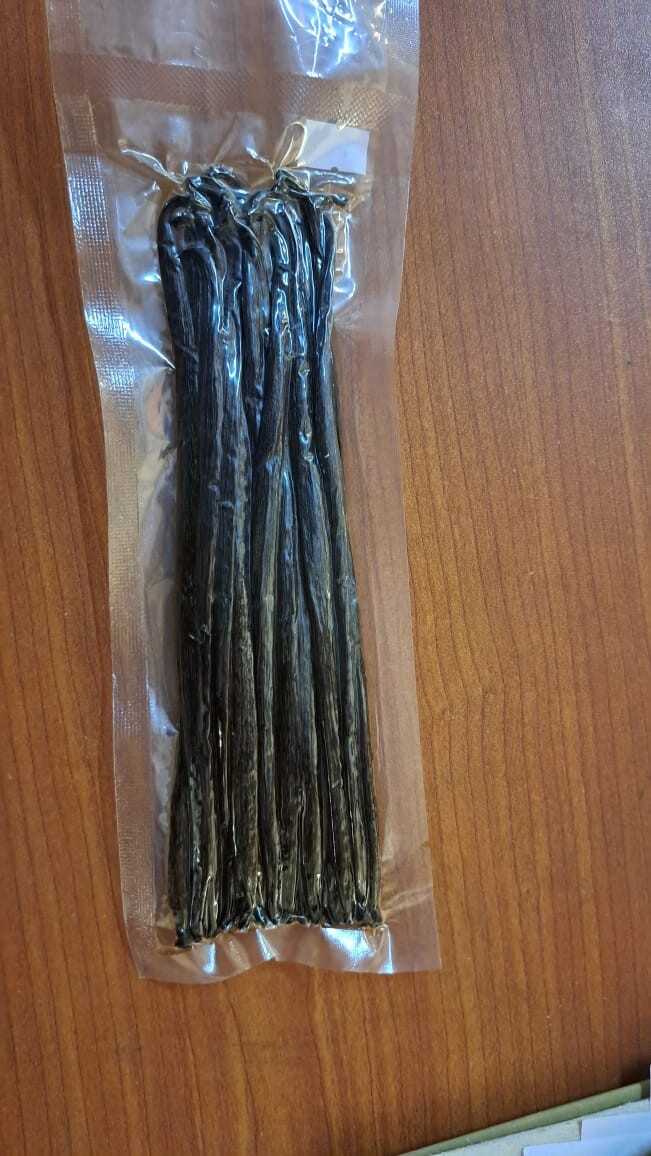 10 Premium Grade A+ 100% Organic Ceylon Bourbon Gourmet Vanilla Beans 9+ Inches