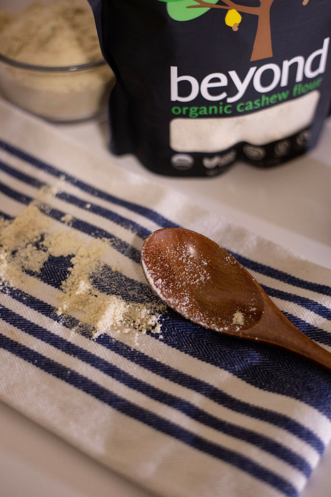 RAW ORGANIC CASHEW FLOUR- 2 LB by beyond (Non-GMO, Fairtrade, Vegan)