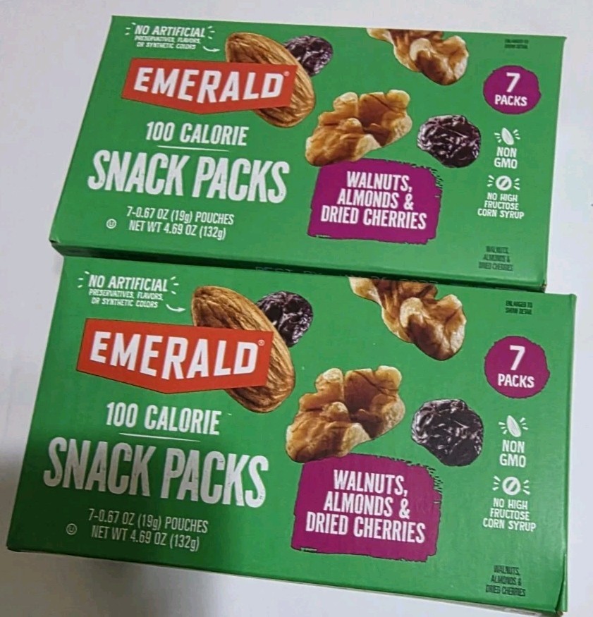 Emerald 100 Calorie Snack Packs Walnuts, Almonds & Dried Cherries 2 Pk 02/2027