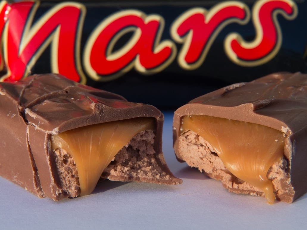 MARS Chocolate Bar 51g – Milk Chocolate with Nougat & Caramel Candy Snack
