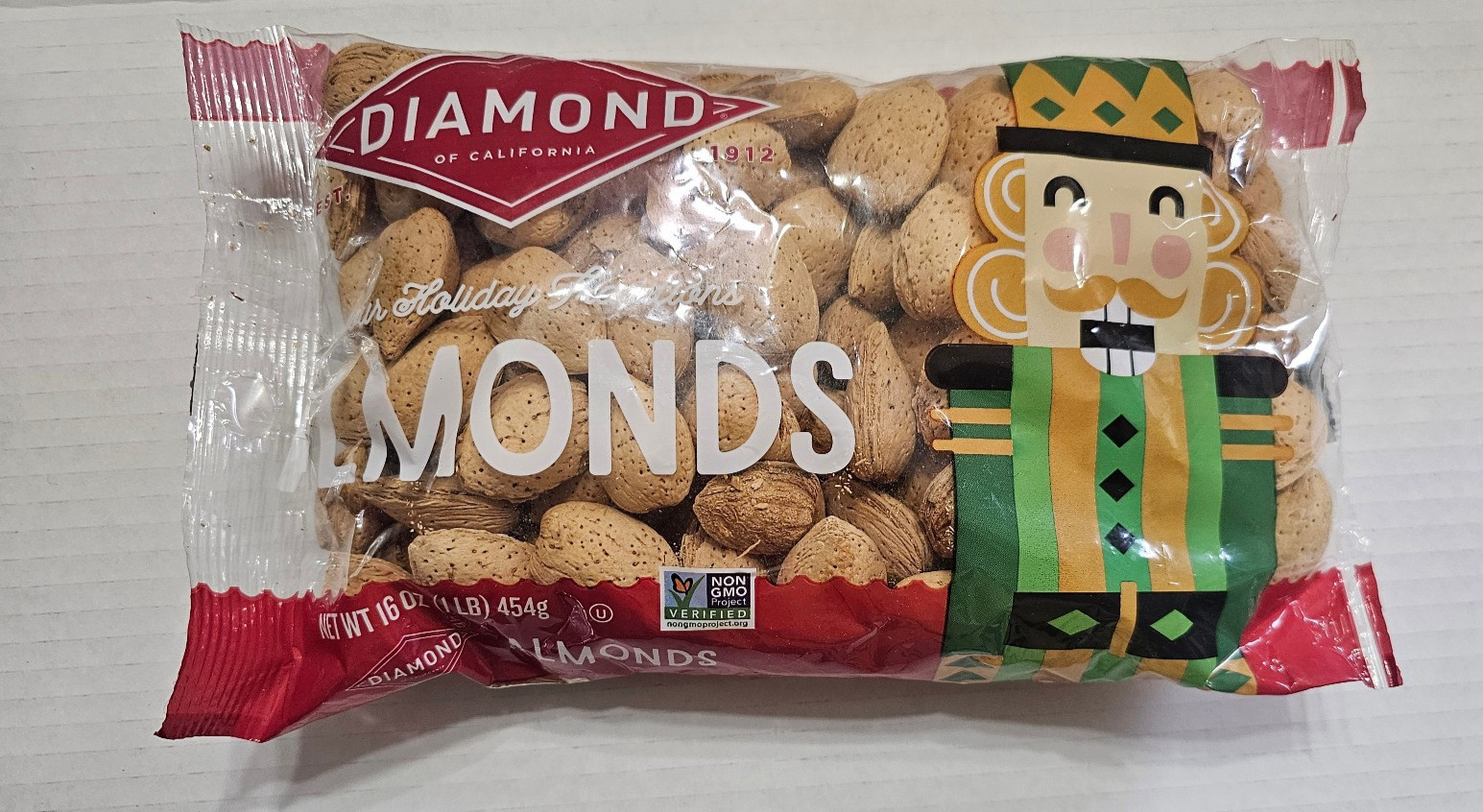 Diamond of California In-Shell Peerless Almonds, 16.0 oz Bag BB09/27